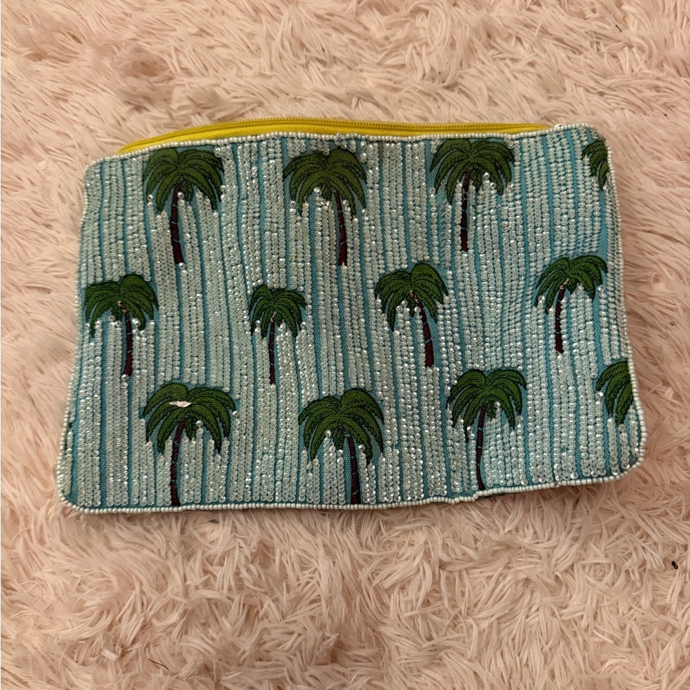 💕 beaded palm tree pouch